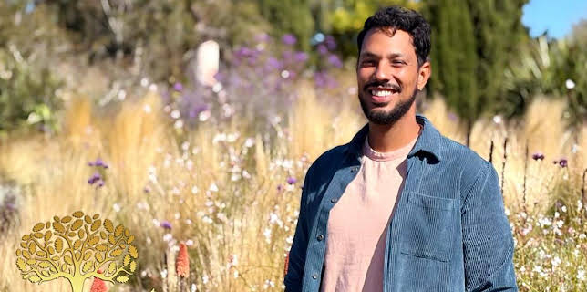 8:00 PM: Gardeners' World | BBC Two | 11/14 2025