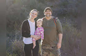 Duff: Ace of Taste, Season 1: Sunset Hike