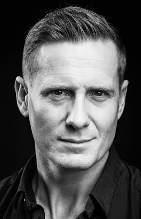 Frode Winther as 