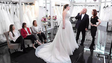06:00: Say yes to the Dress UK (S2 E19) (S2) | TLC | 4/9 2026