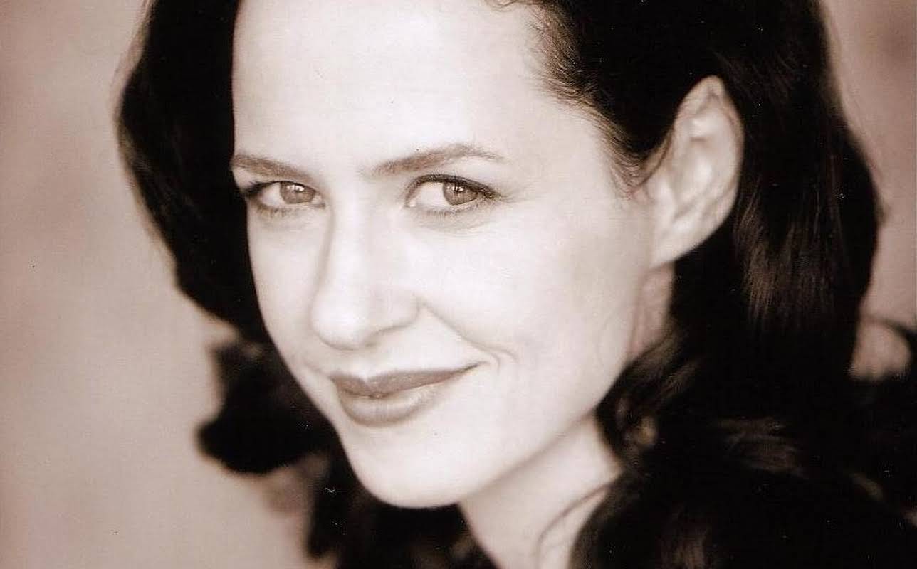 Anna Galvin