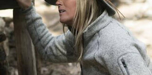 22:00: Sobrevivir a lo salvaje: S.O.S. del Círculo Ártico | Discovery | 3/21 2026