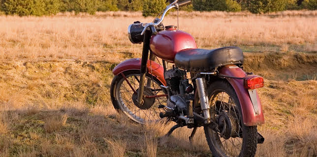 06:00: Skjulte bilskatter (S1 E3) (S1) | Discovery Channel | 12/3 2025