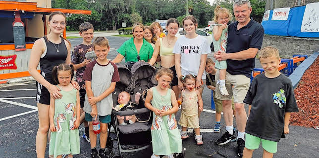 5:00 PM: 22 Kids & Counting (S3 E4) (S3) | 5 Star | 11/18 2025