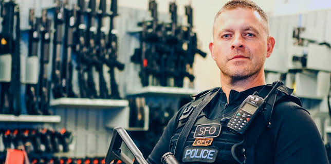 12:00 PM: Police Interceptors (S19 E4) (S19) | Paramount | 11/4 2025