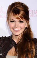 Aimee Teegarden som 