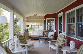 Beach Cottage Chronicles, Season 1: Basque in the Sun