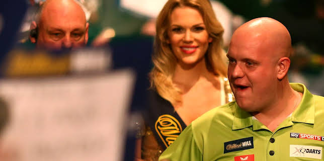 11:00 PM: Darts Gold: Van Gerwen v Anderson | Sky Sports F1 | 12/19 2025