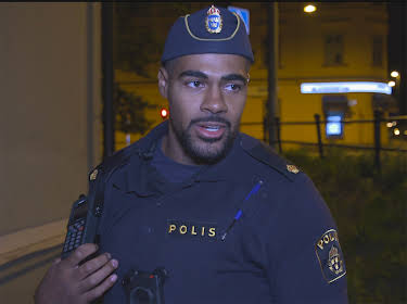 04:40: Södertäljepolisen (S1 E2) (S1) | Kanal 9 | 4/5 2026