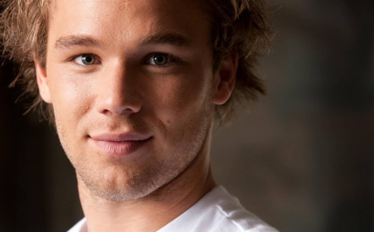 Lincoln Lewis