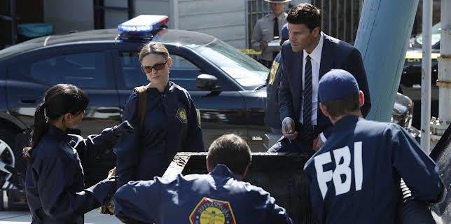 12:05: Bones (S5 E9) (S5) | Viasat Series | 11/18 2025