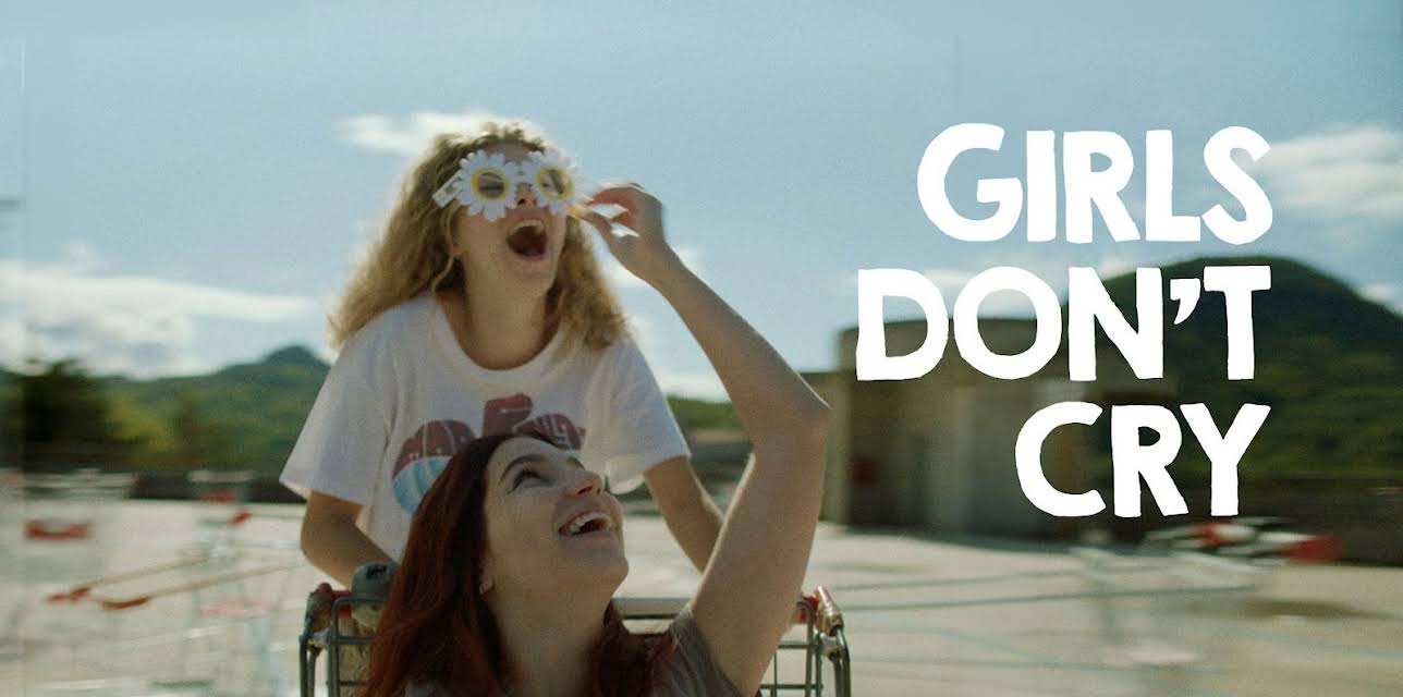 Girls Don't Cry (Le Ragazze Non Piangono) (2022)