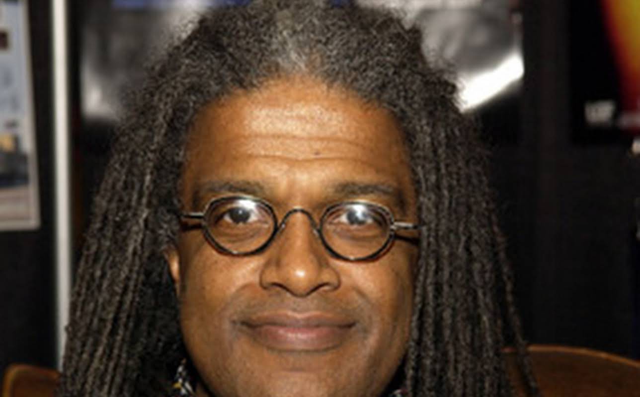 Elvis Mitchell