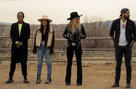 Swiping America, Season 1: Boulder