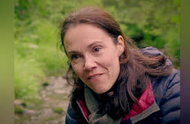 Genius By Stephen Hawking Season 1: What Are We?