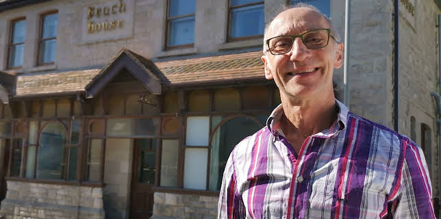 6:55 PM: Four in a Bed | More 4 | 11/5 2025