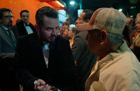 Par de ideotas season-1: Par de ideotas - Elegantes contrincantes