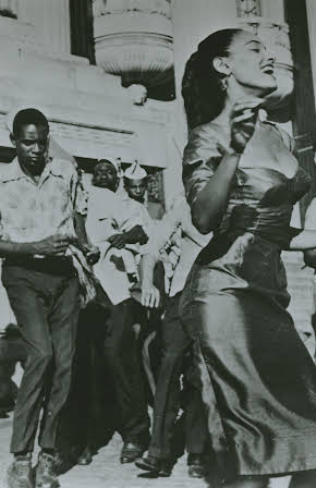 Lourdes de Oliveira as 