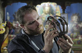 Expedition Unknown: Hunt for the Yeti, Season 1: The Monster and the Mountain