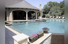 Cool Pools, Season 1: Pools in Canada, NY, Atlanta