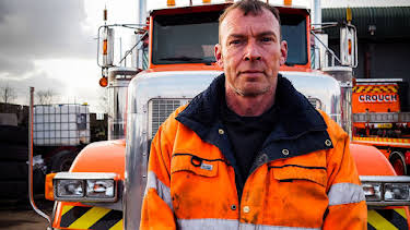 5:00 PM: Trucking Hell (S3 E6) (S3) | Paramount | 6/29 2026