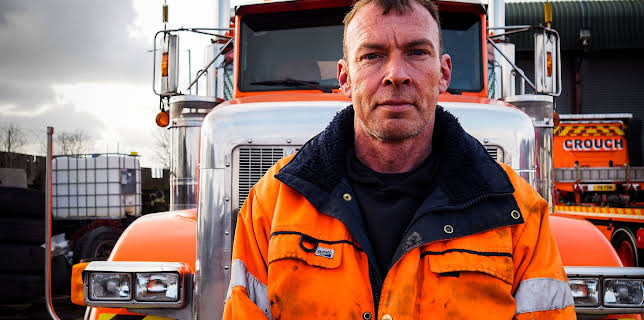 3:10 AM: Trucking Hell (S3 E6) (S3) | Paramount | 1/8 2026