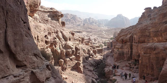 13:25: Reise durch die Erdgeschichte | ZDFinfo | 12/1 2025