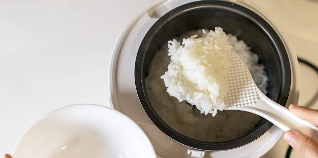 10:00: How It's Made (S26 E6) (S26) | Discovery Science | 11/15 2025