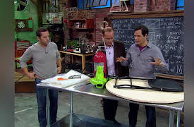 Duck Quacks Don't Echo Season 1: Hovercraft Grand Prix