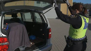 21:00: Grensevakten Sverige (S1 E8) (S1) | MAX | 6/21 2026