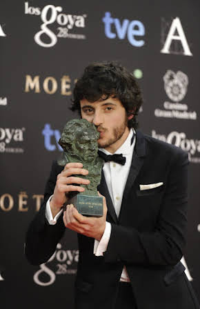 Javier Pereira as 