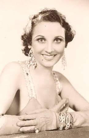 Nora Swinburne as Pomponia