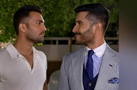 Aye Musht-E-Khaak: Episode 11