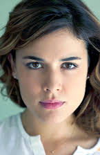 Adriana Ugarte como 