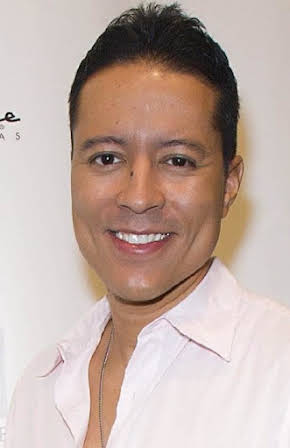 Yancey Arias as 