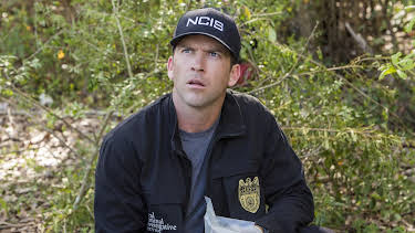 10:00 PM: NCIS: New Orleans (S1 E20) (S1) | W | 2/18 2026