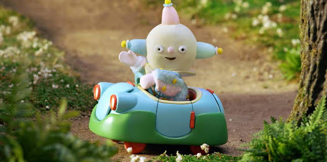 5:45 PM: Moon and Me (S2) | Cbeebies | 11/20 2025