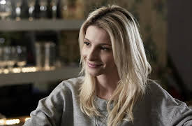 El Negocio: Season 1 (English Subtitled): El Negocio 10