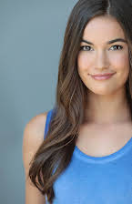 Courtney Lauren Cummings som Tyler's Crew 
  
  
  (as Courtney Cummings)