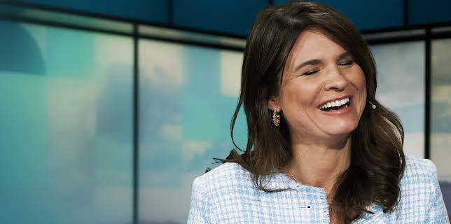 09:30: Nyhetskompaniet | TV 2 Nyhetskanalen | 11/8 2025