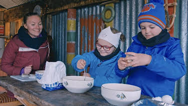 17:30: Mia Aimée og Matheo | NRK Tegnspraak | 5/3 2026