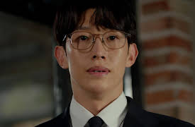 Queen of Divorce: Queen of Divorce Episode 9