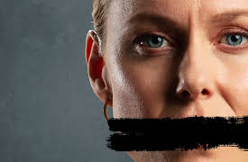 Witch Hunt: 1. Inte för att vara knepig