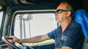 2:20 AM: Outback Truckers (S3 E12) (S3) | Paramount | 4/11 2026