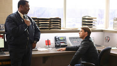 17:20: Chicago Fire (S12 E6) (S12) | Viasat Series | 3/28 2026