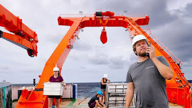 11:25: Re: Ein Team, eine Mission, fünf Wochen im Atlantik | Arte | 4/15 2026