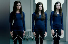 I Am Frankie Season 1: I am...Crashing