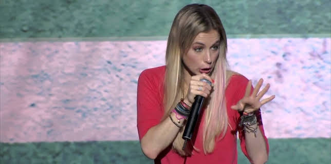 Iliza Shlesinger: War Paint (2013)