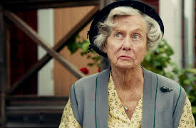 Crimes of Passion S01: King Lily of the Valley