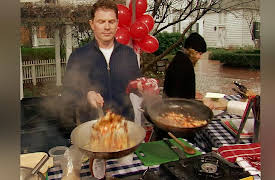 Throwdown with Bobby Flay Season 6: Ribs and BBQ Baked Beans